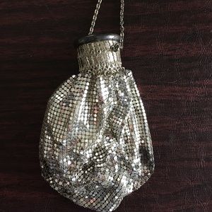 1920’s mesh purse with silver gate top
